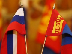 Найрсаг хөршүүд хил хязгааргүй ярилцана