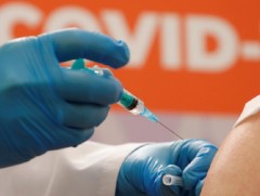 Санкт-Петербург хотын иргэдийн вакцинд хамрагдах идэвх нэмэгджээ