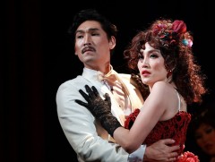 Зүрхнээс ниссэн цав цагаахан шувууг эрх чөлөө гэдэг, тэр бол Дорнын Анна ...