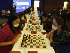 Үндсэн хуулийн өдөрт зориулсан Шатар сонирхогчдын улсын аварга шалгаруулах тэмцээний шигшээ тоглол..