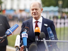 Германы канцлер ирэх долоо хоногт Москва болон Киевт айлчилна 