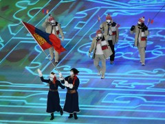 Б.Ачбадрахын дээлийг ОУОХ-ны музейд өгнө