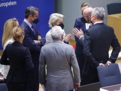 Европын холбоо Украиныг дэмжихэд нэгдмэл байгаа ч гишүүнчлэлд нухацтай хандаж байна