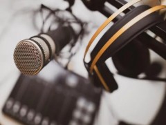 Гэр бүлийн үнэт болон эелдэг харилцааг эрхэмлэхүй