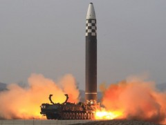 Япон улс БНАСАУ-аас пуужин харвах тохиолдолд хүн амыг нүүлгэн шилжүүлэх сургалтыг сэргээнэ 