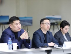 Ерөнхий сайд Л.Оюун-Эрдэнэ аялал жуулчлалын салбарын төлөөлөлтэй уулзалт хийж байна