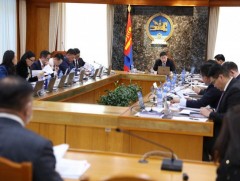 Засгийн газрын ээлжит бус хуралдаан эхэллээ
