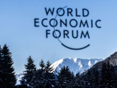 Дэлхийн эдийн засгийн чуулга уулзалт өндөрлөлөө