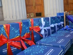 “Үндэсний бичиг үсгийн баяр-2022”-ыг “Үндэсний бичиг үсэг - Монгол соёлын үнэт өв” уриа дор зохион..