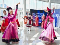 Буриадын Бүжгийн коллежтой хамтран ажиллах гэрээ үзэглэлээ