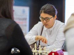 Шатрын эмэгтэй их мастер А.Энхтуул Монгол Улсын аварга болов