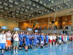 Европт амьдарч буй монголчууд сагсан бөмбөгөөр өрсөлдөв