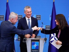 Швед, Финланд улсууд НАТО-д гишүүнээр элсэх тухай протоколд гарын үсэг зурлаа 