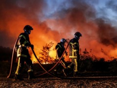 Хэт халуунаас үүдэн Европын олон оронд ой хээрийн түймэр дэгдэж байна 
