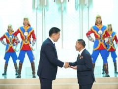 Ойн гавьяат ажилтан Баттөмөрийн Жамсранд Хөдөлмөрийн баатар цол хүртээв