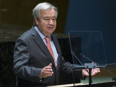 НҮБ-ын тэргүүн Украинд айлчилж байна