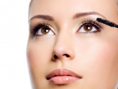 Сормуусны будгийг үс, нүд, царайны өнгөндөө тохируулаарай 