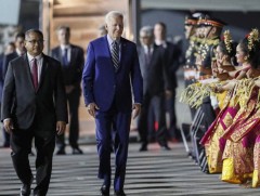 Олон улсын удирдагчид Индонезод хуран цугларч байна