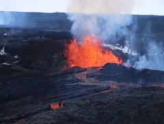 Дэлхийн хамгийн том, идэвхтэй галт уул дэлбэрлээ 