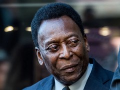 Дэлхийн хөлбөмбөгийн хаан 82 насандаа таалал төгслөө