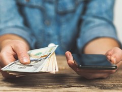 Гадаадад ажилладаг энэтхэгчүүд 2022 онд ар гэртээ 100 тэрбум ам.доллар шилжүүлжээ 