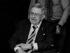 Грекийн сүүлчийн хаан асан Хоёрдугаар Константин 82 насандаа таалал төгсжээ