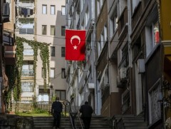 Туркийн “Сайн нам” гадаадын иргэдэд үл хөдлөх хөрөнгө худалдан авахад хориг тавихыг уриалжээ 