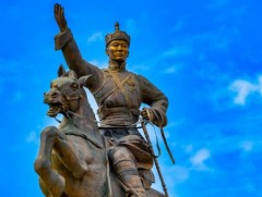 Их жанжин Д.Сүхбаатарын мэндэлсэн өдөр өнөөдөр тохиож байна