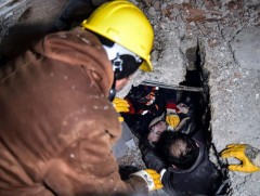 Нурангид дарагдсан хүмүүс гэмтлээсээ шалтгаалаад 7 хоног, зарим нь түүнээс дээш хугацаагаар тэсэх ..