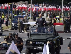 БНПУ хүйтэн дайнаас хойш анх удаа хамгийн өргөн бүрэлдэхүүнтэй цэргийн парад зохион байгууллаа