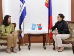 Элейн Конкевичийг 