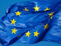 Европын холбоо энэ жил болон ирэх оны эдийн засгийн төлөвөө бууруулжээ
