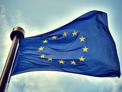 Европын холбоо цөмийн шинжээчдийн зөвшөөрлийг нэн даруй сэргээхийг Иран улсад уриаллаа 