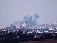 Газын зурвас руу тусламж оруулах зорилготой олон улсын дипломат ажиллагаа идэвхжлээ