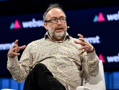 Хиймэл оюун ухаан 50 жилийн дараа гэхэд супер хүн шиг хүчин чадалтай болно