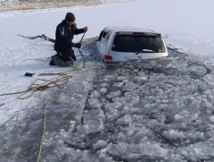 Цаг хожих, зам товчлох зэргээр мөсөн дээгүүр явахгүй байхыг онцгойлон анхааруулж байна