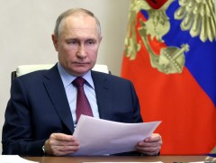 РОЙТЕРС: Владимир Путин 2024 оны ерөнхийлөгчийн сонгуульд өрсөлдөнө