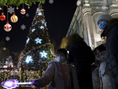 БНХАУ-д Зул сарын баярыг гадны соёлын нөлөө гэж шүүмжлэв