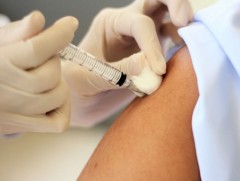 Товлолын дагуу 11 настай охид, хөвгүүд хүний папиллома вирусний эсрэг вакцинд хамрагдана 