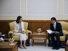 ХБНГУ-ын Элчин сайдын яамны Хэргийг түр хамаарагч Ханна Бэкерийг хүлээн авч уулзлаа