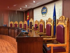 Үндсэн хуулийн цэцийн дунд суудлын хуралдаан болно