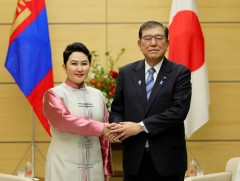  Гадаад харилцааны сайд Б.Батцэцэг Япон Улсын Ерөнхий сайд Ш.Ишиба-д бараалхав