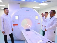 ГССҮТ-д хамгийн сүүлийн үеийн өндөр үзүүлэлт, хүчин чадал бүхий MRI аппарат суурилууллаа