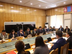 Ерөнхий сайд Г.Занданшатар: Авлига, албан тушаалын гэмт хэрэгтэй тэмцэхэд Төрийн нарийн бичгийн да..