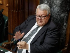 Шинэ Зеланд Улсын Парламентын Төлөөлөгчдийн танхимын дарга Жерард Браунли Монгол Улсад албан ёсны ..