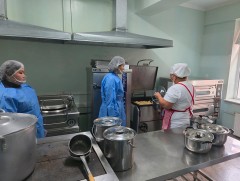 Сургууль, цэцэрлэгийн хоол үйлдвэрлэлд урьдчилсан хяналт шалгалт хийж байна