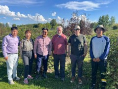 Канад улсын Саскачеваны их сургуультай жимс жимсгэний чиглэлээр хамтарч ажиллана