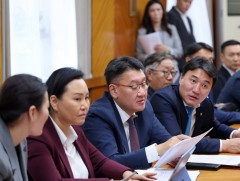 Засгийн газар Оюу толгойн хөрөнгө оруулагч 