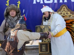 Чингис хааны мэндэлсний 863 жилийн ойг Хэнтий аймгийн иргэд Чингисийн талбайдаа тэмдэглэлээ