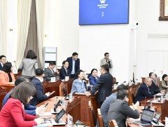 Төсвийн хүрээний мэдэгдэл, төсвийн төсөөллийн тухай хуульд өөрчлөлт оруулах тухай хуулийн төслийг ..